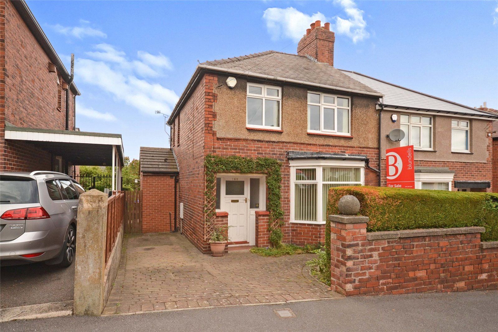 3 bed semidetached house for sale in Cliffefield Road, Sheffield S8