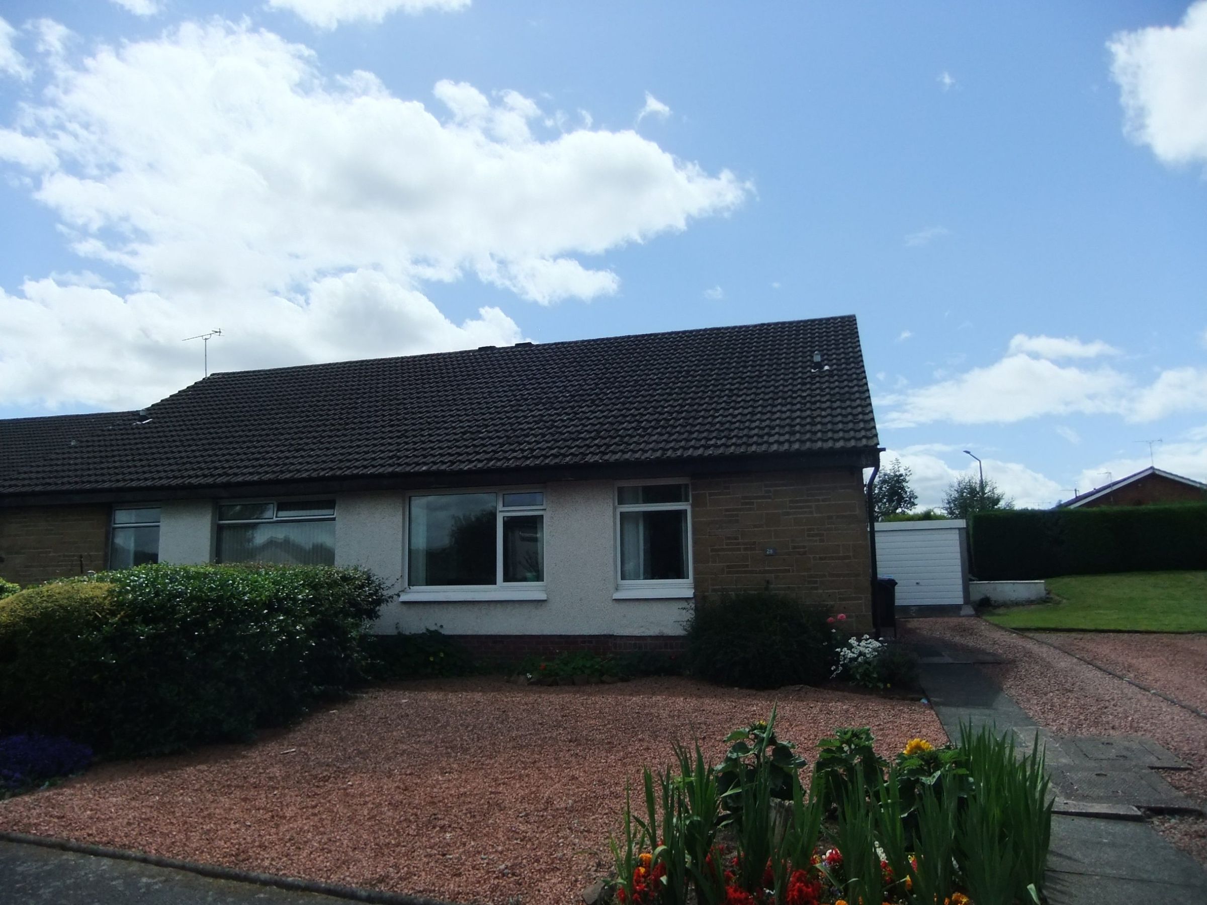 3 bed semidetached bungalow for sale in Oakfield Drive, Dumfries DG1