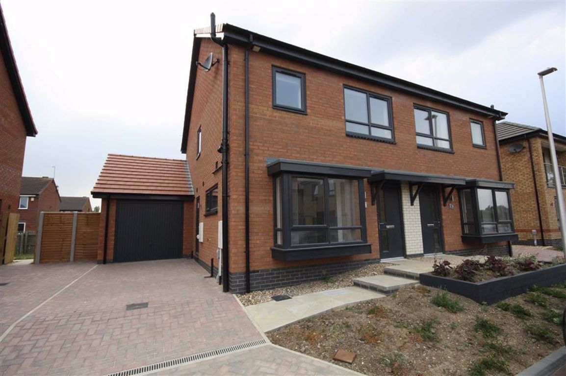 3 bed semidetached house to rent in Mulberry Lane, Hull HU4 Zoopla