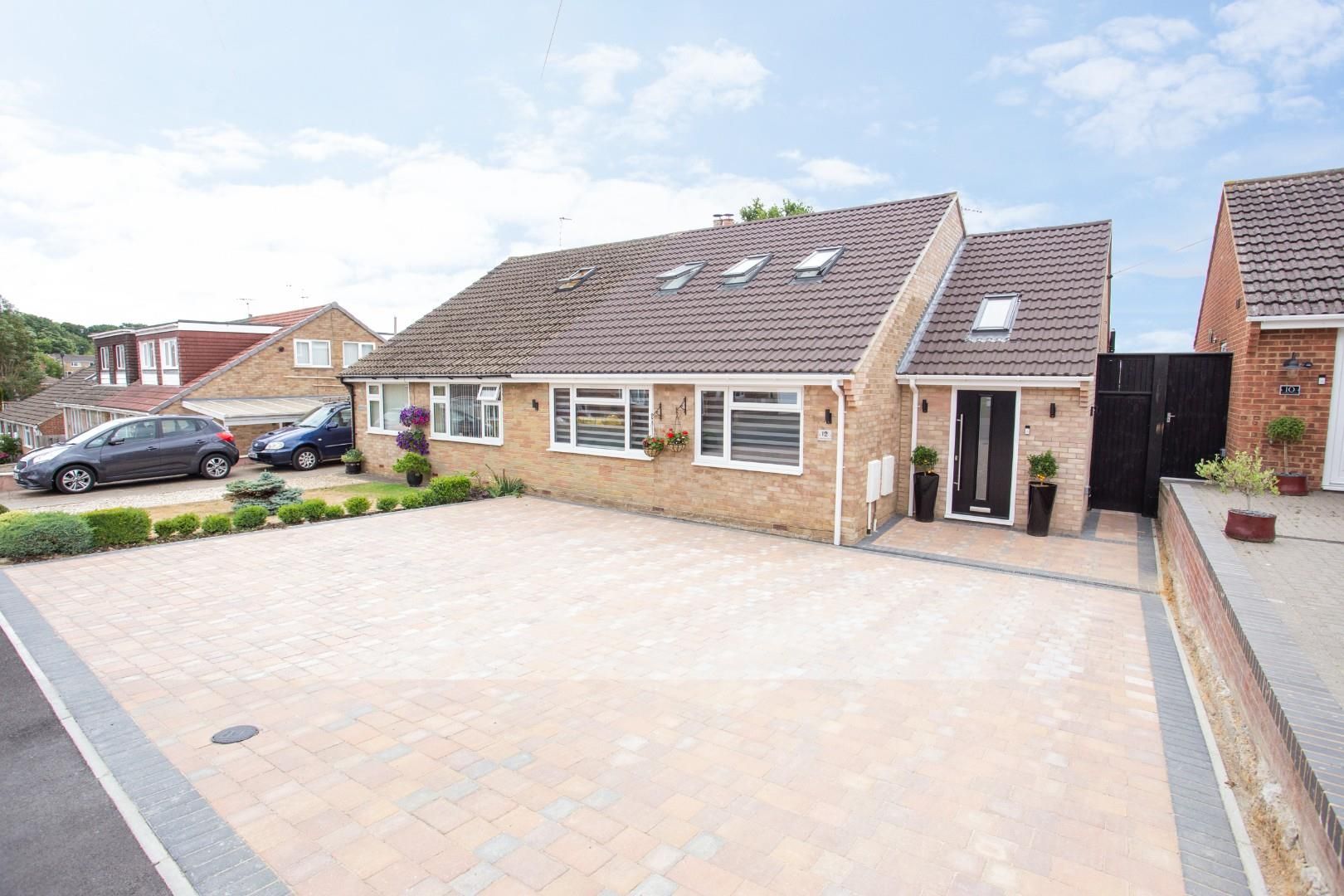 4 bed semidetached bungalow for sale in Hoades Wood Road, Sturry