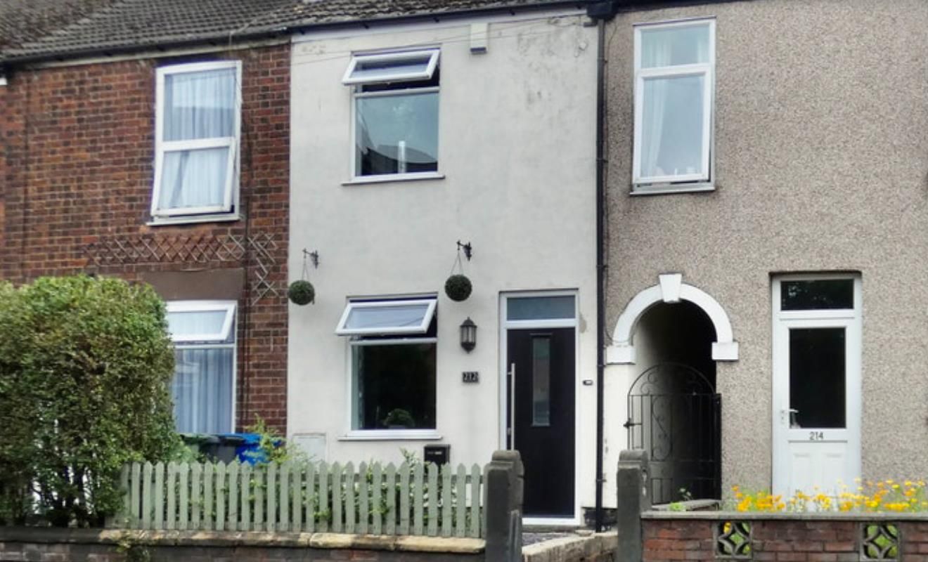 2 bed terraced house to rent in Chatsworth Road, Chesterfield S40 Zoopla