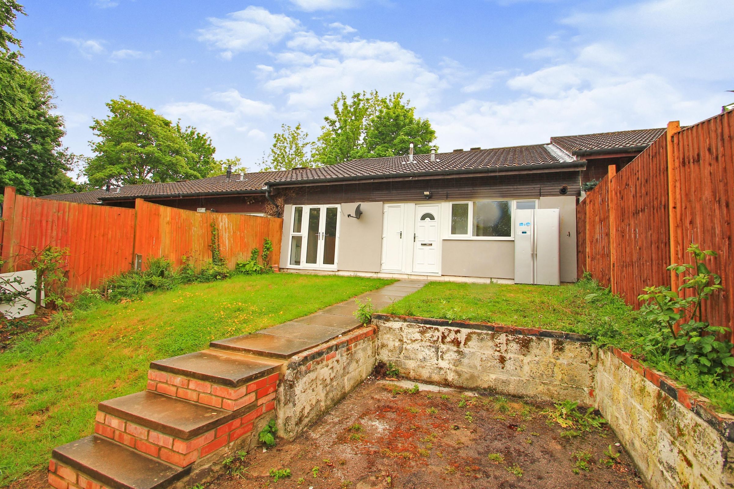 3 bed bungalow for sale in Daniels Welch, Coffee Hall, Milton Keynes