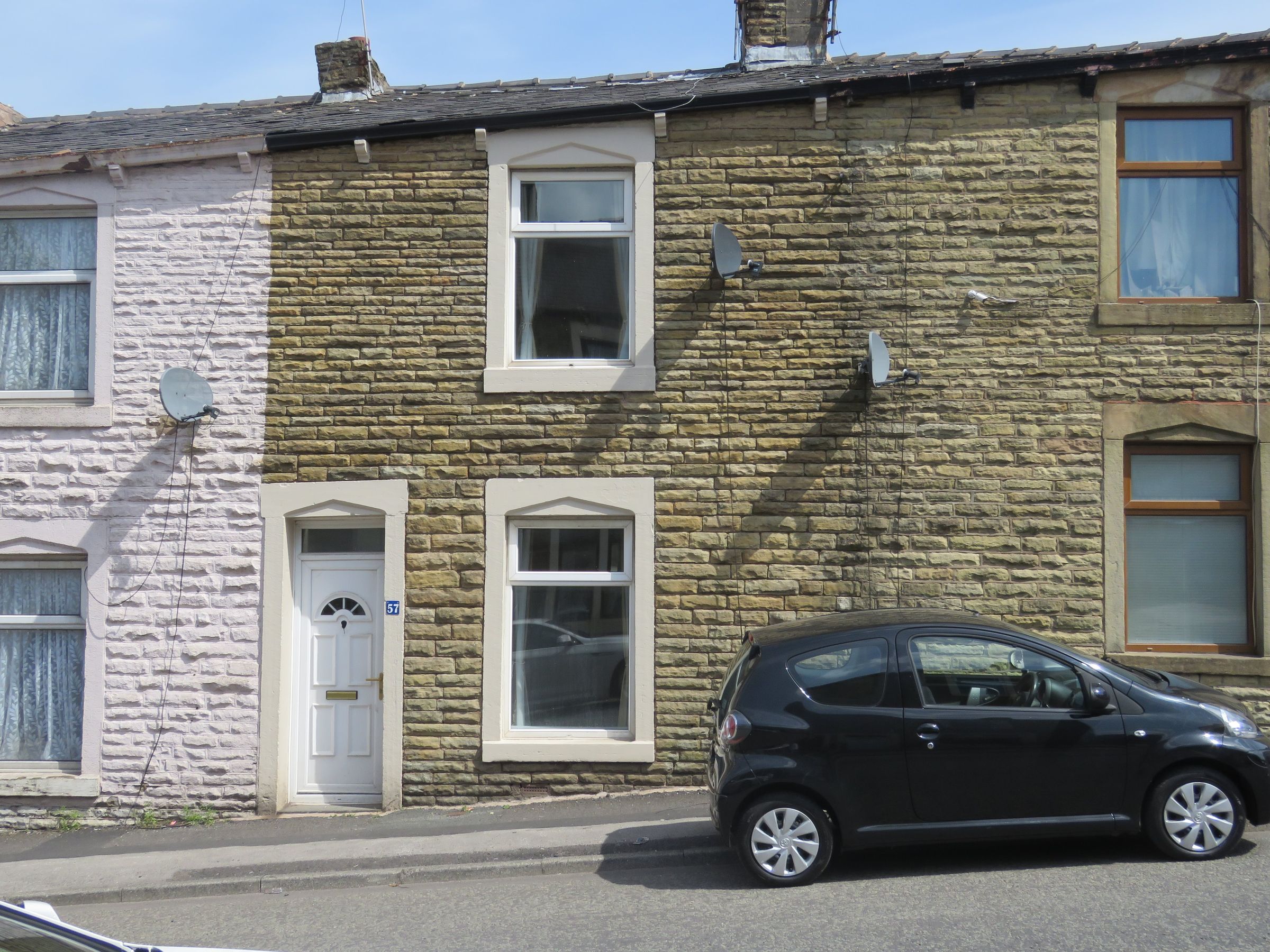 2 bed property to rent in Spring Hill Road, Oswaldtwistle, Accrington