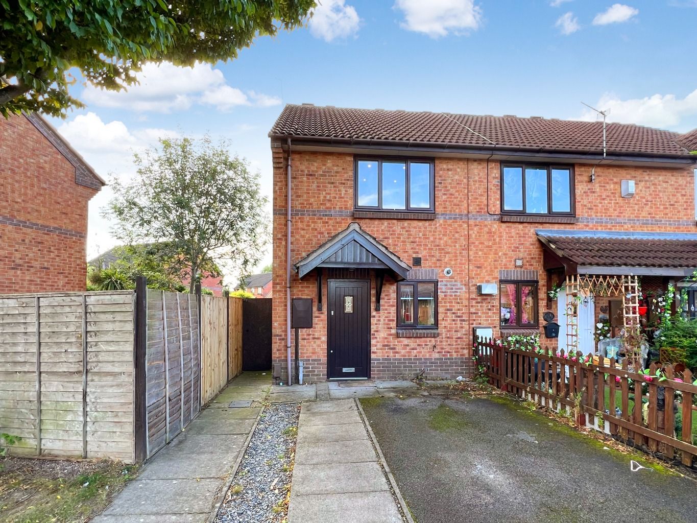 2 bed semidetached house for sale in Swallowdale Road, Sinfin, Derby