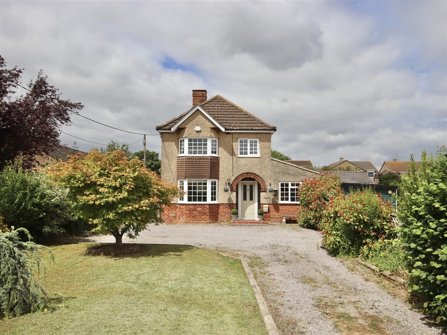 Detached house for sale in Bath Road, Chippenham SN14 Zoopla