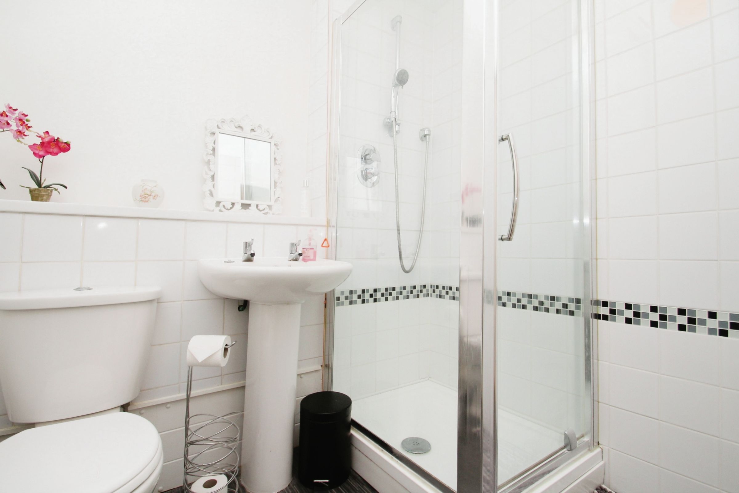 2 bed terraced bungalow for sale in Wallis Close, Thurcaston LE7 Zoopla