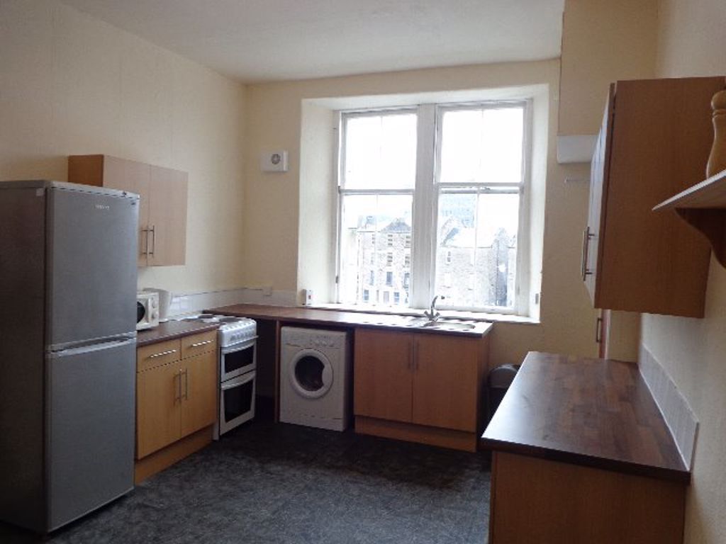3 bed flat to rent in Commercial Street, Dundee DD1 - Zoopla