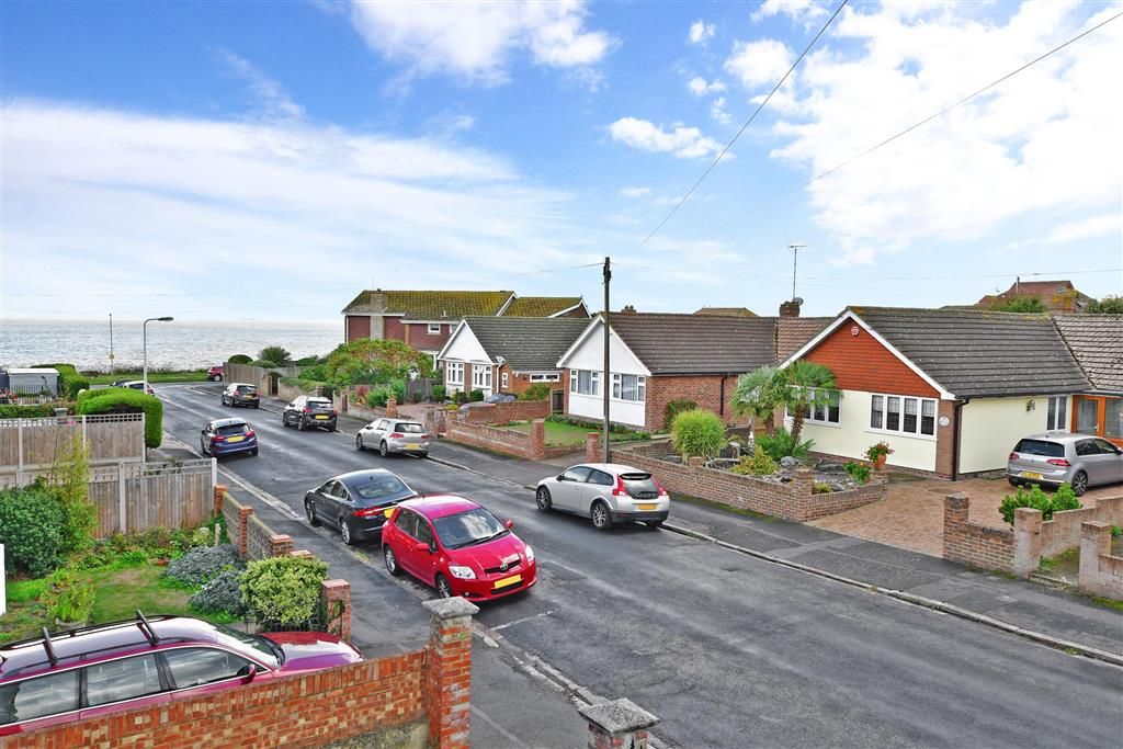 4 bed semidetached house for sale in Seapoint Road, Broadstairs, Kent