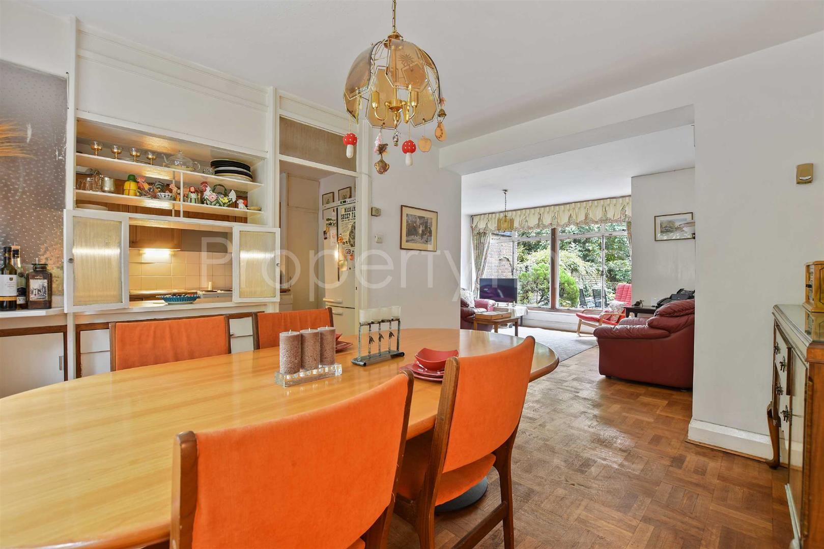 Village Close Belsize Vlg NW3  