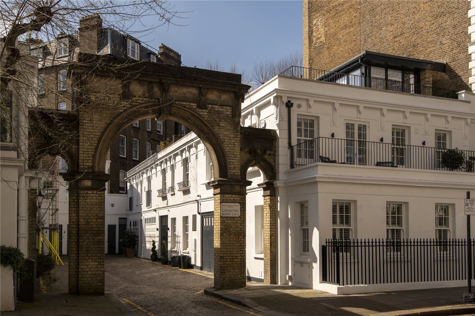 Laverton Mews, Earls Court, London SW5  