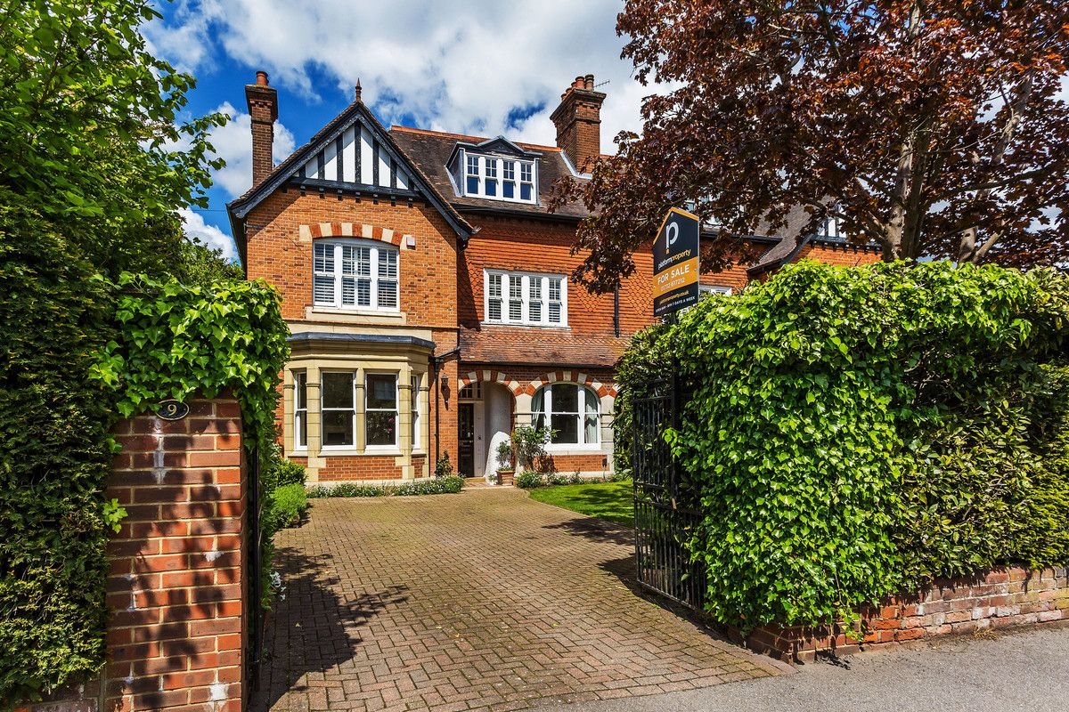 7 bed semidetached house for sale in Yardley Park Road, Tonbridge TN9