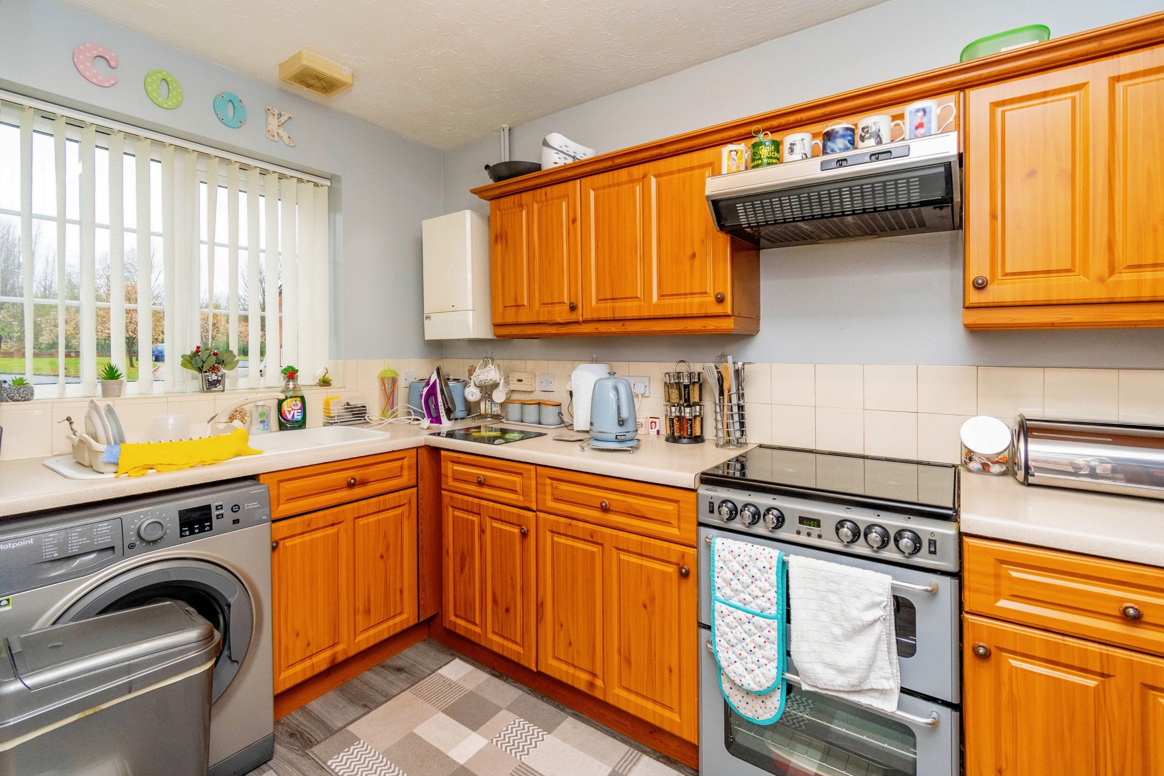 3 bed end terrace house for sale in Basalt Close, Walsall, West