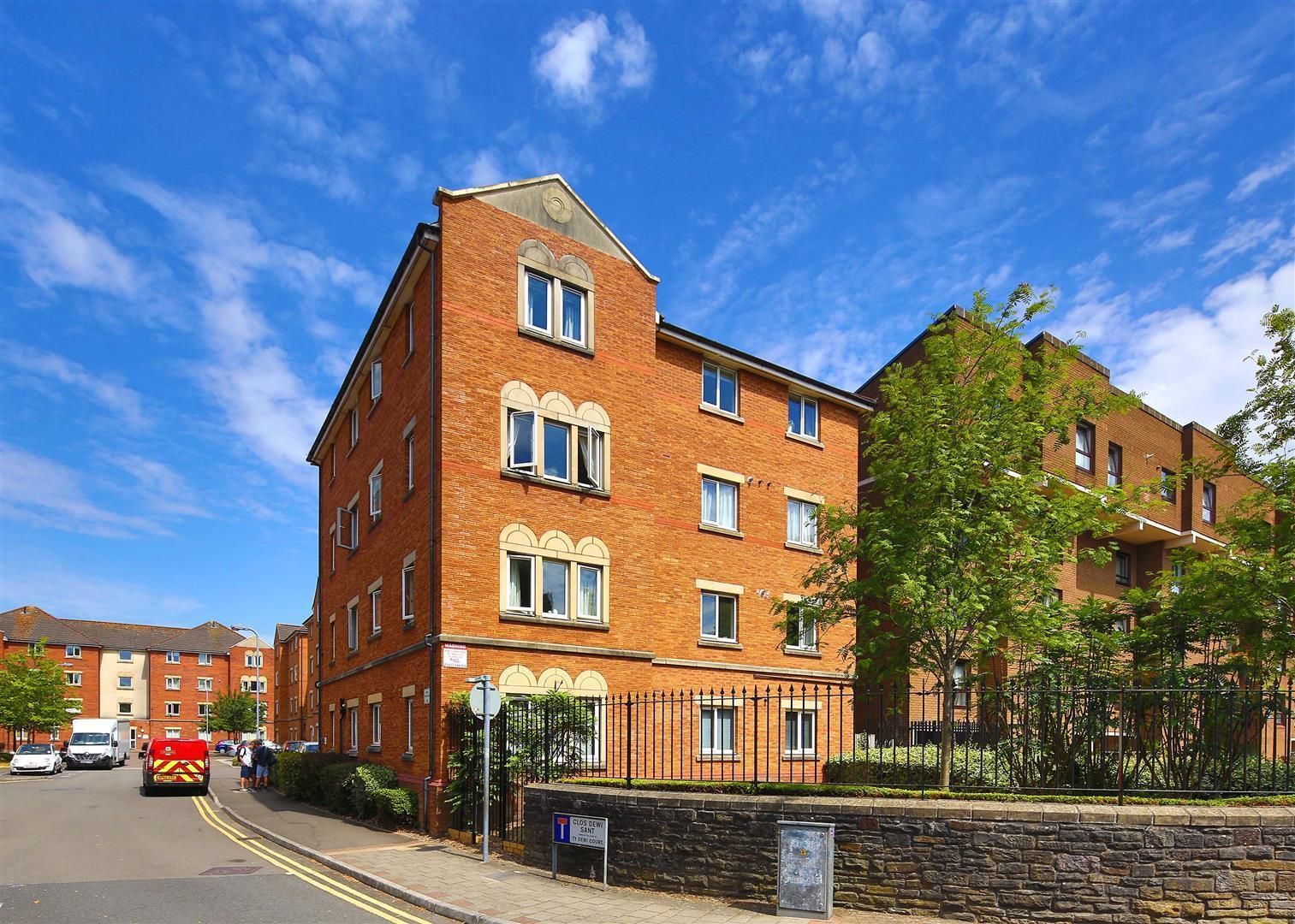 2 bed flat for sale in Clos Dewi Sant, Canton, Cardiff CF11 Zoopla