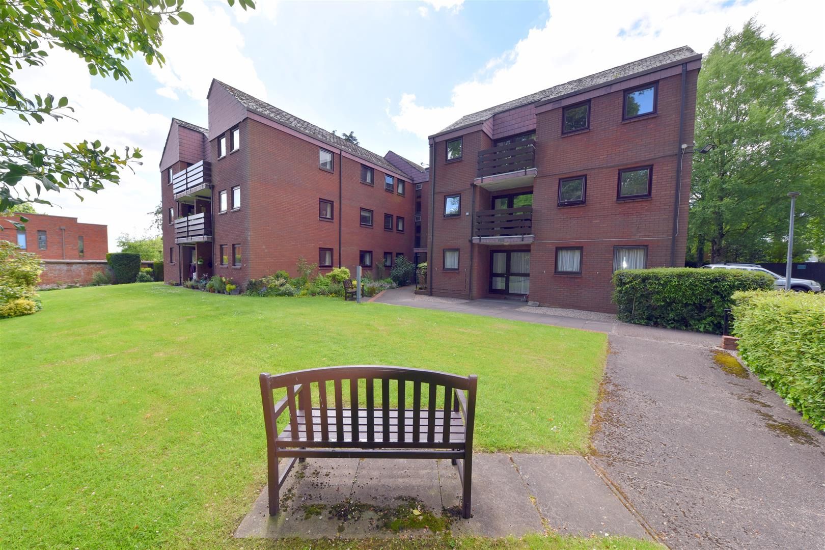 2 bed flat for sale in Court Oak Road, Harborne, Birmingham B17 Zoopla