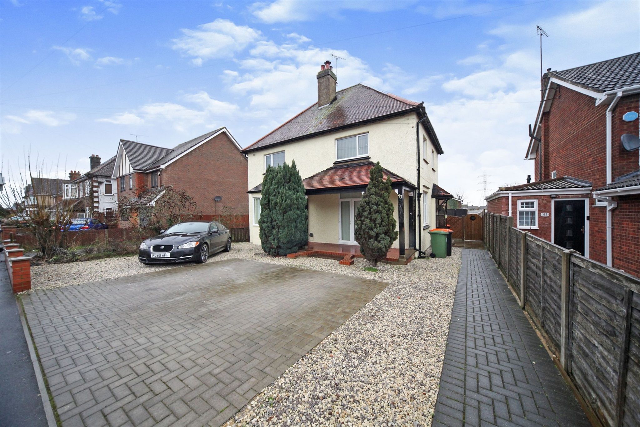 2 bed property for sale in Downs Road, Dunstable LU5 Zoopla