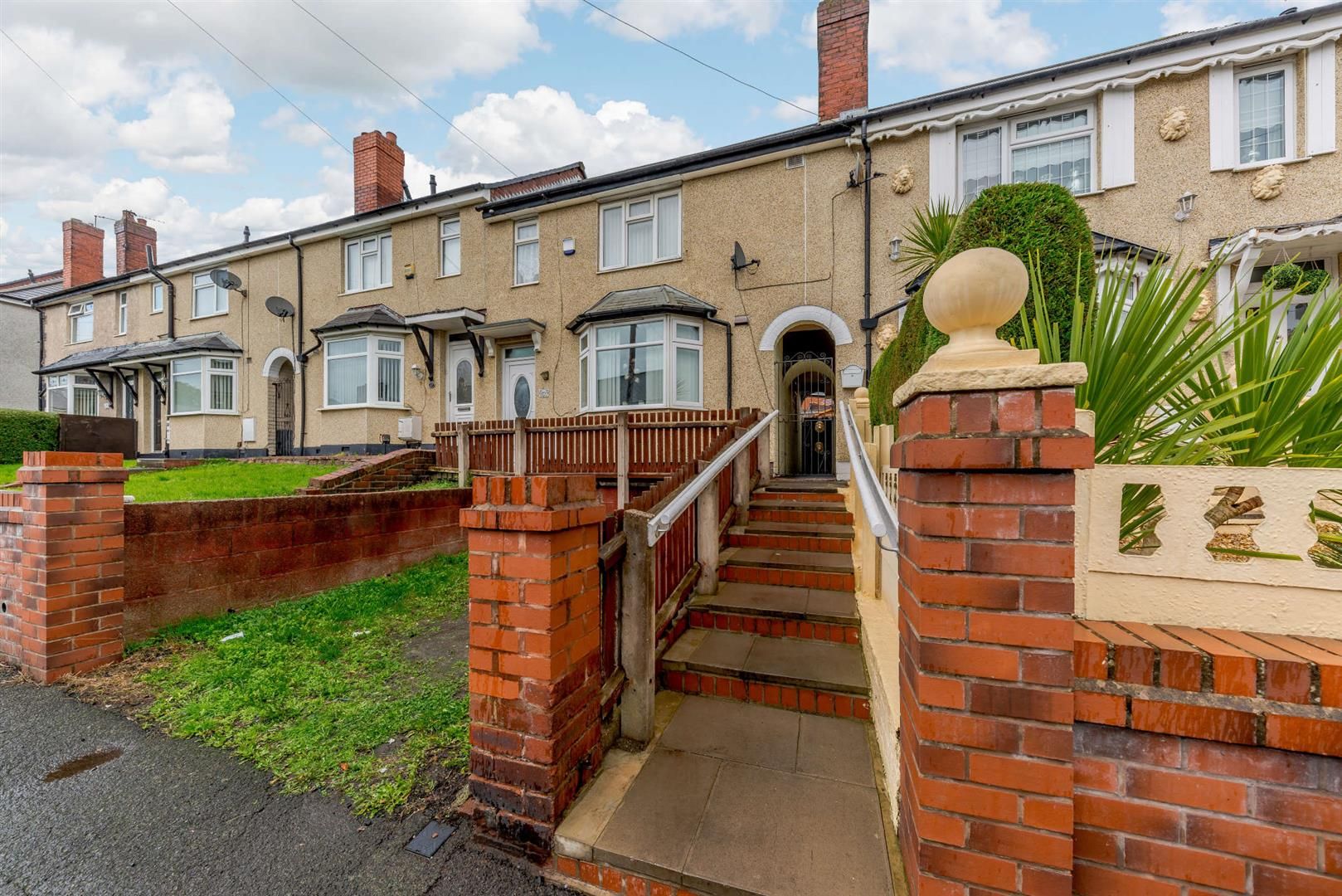 3 bed terraced house for sale in Highfield Road, Tipton DY4 Zoopla