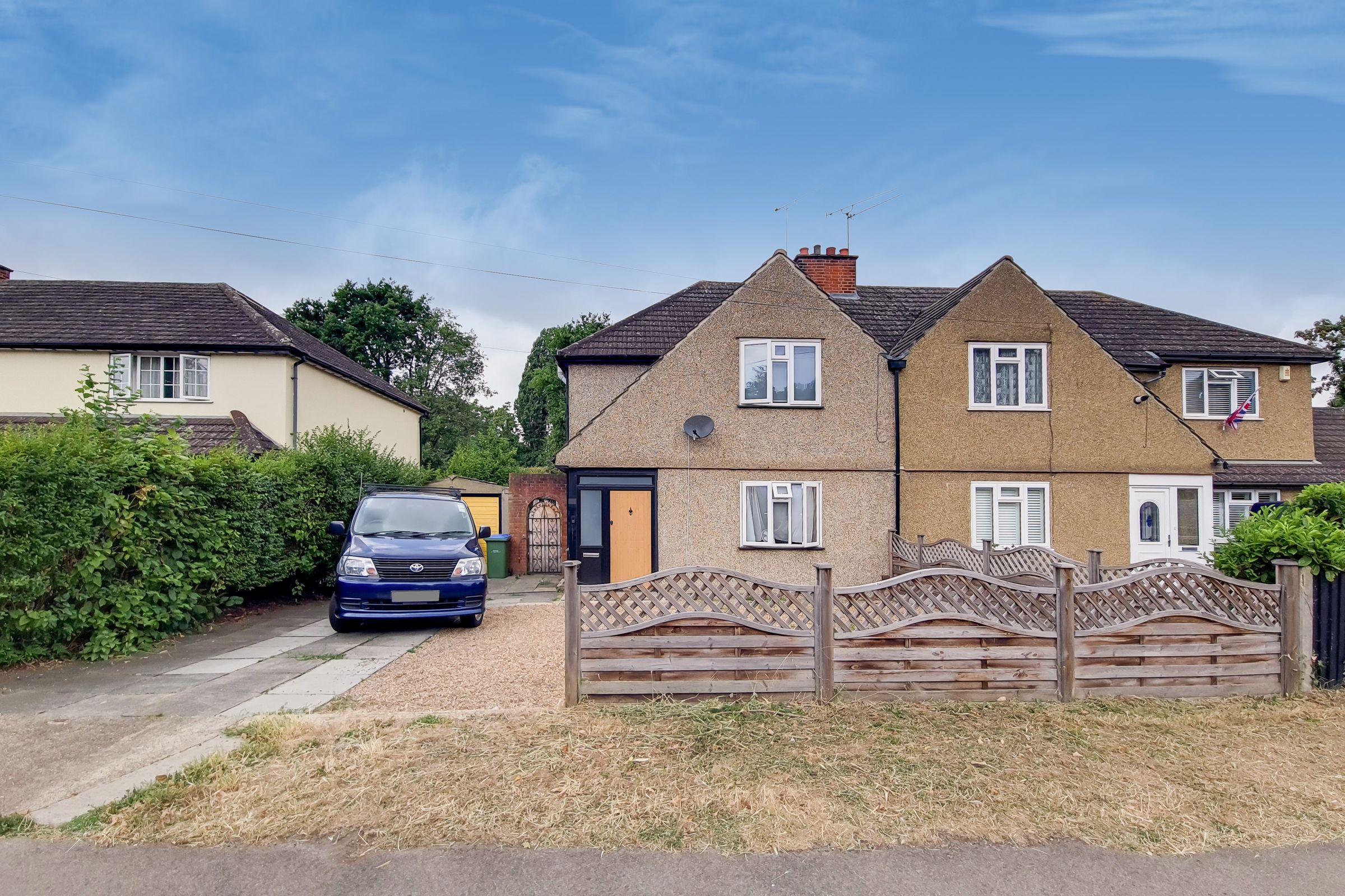 3 bed semidetached house for sale in Fleece Road, Long Ditton