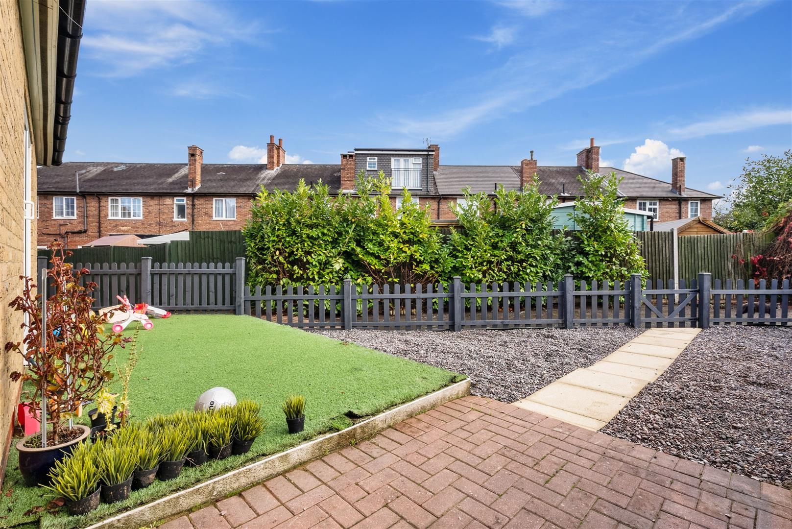 2 bed property for sale in Buckfast Road, Morden SM4 Zoopla