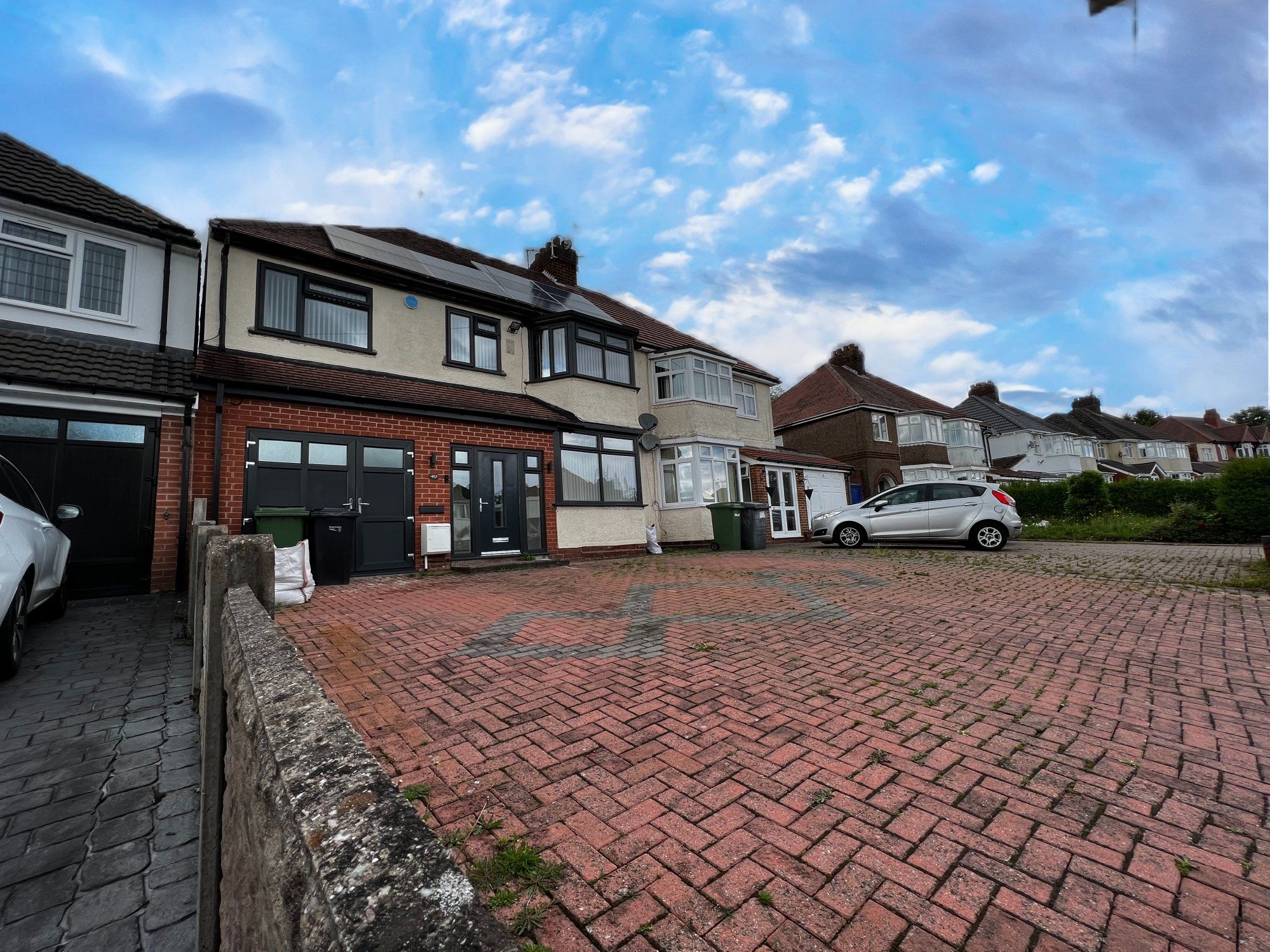 4 bed semidetached house for sale in Rosemary Crescent West, Goldthorn