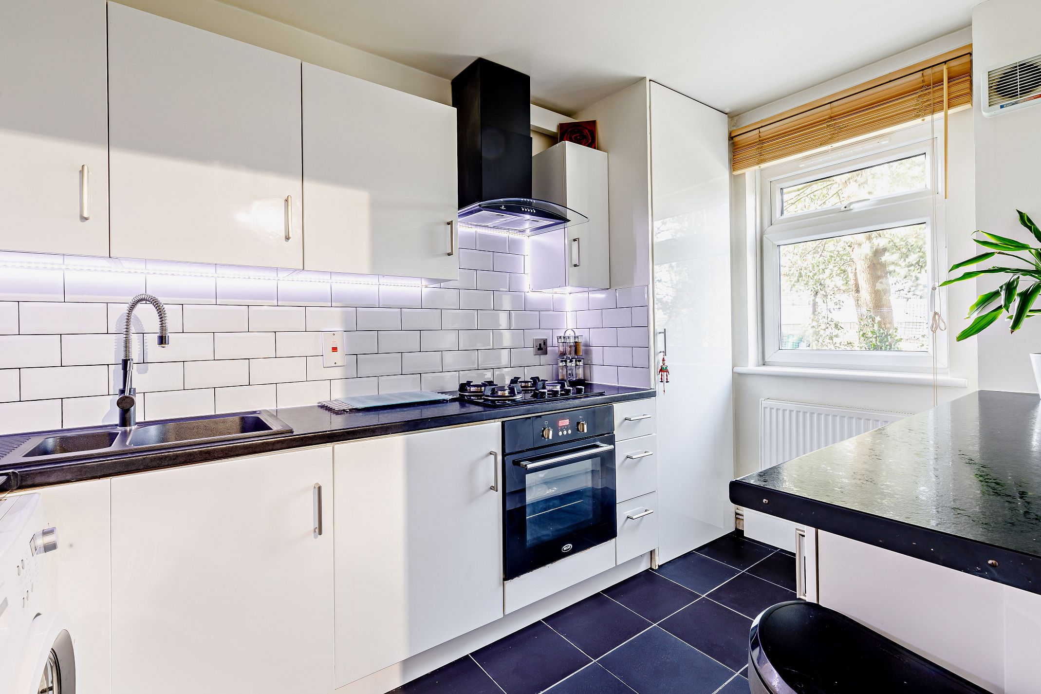 St. Pauls Close, Fairfield Grove, London SE7  