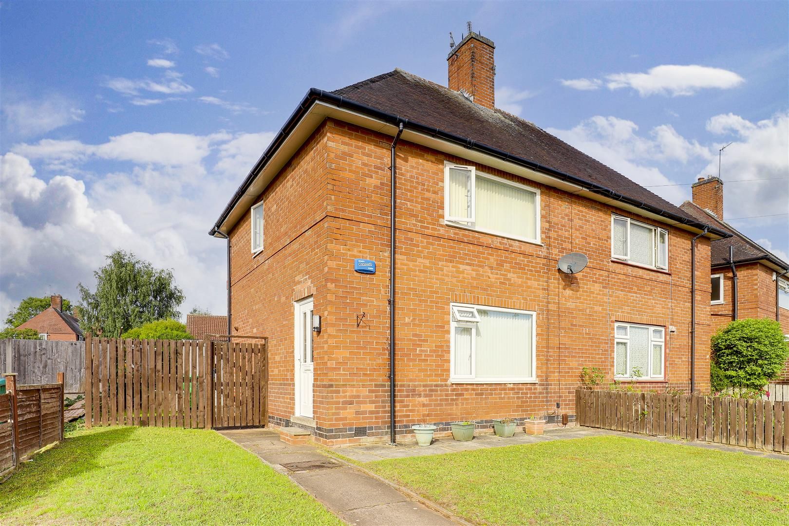 2 bed semidetached house for sale in Harwill Crescent, Aspley