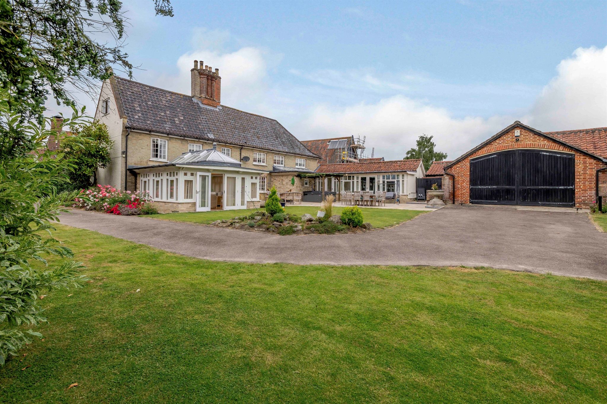 5 bed detached house for sale in Wymondham Road, Hethel, Norwich NR14