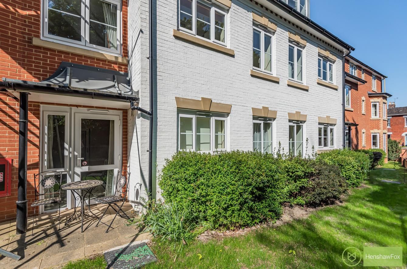 1 bed flat for sale in Bridge Road, Romsey Town Centre, Hampshire SO51 Zoopla