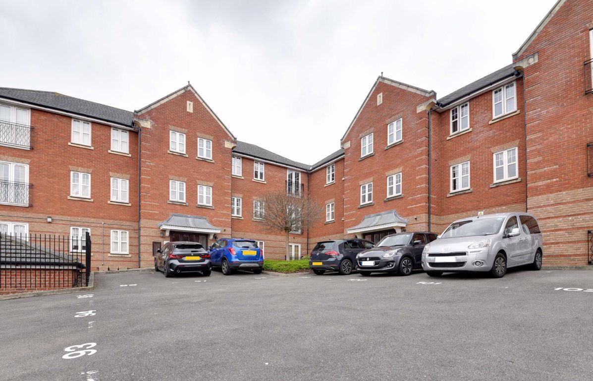 Thornbury Close, Mill Hill, London NW7  