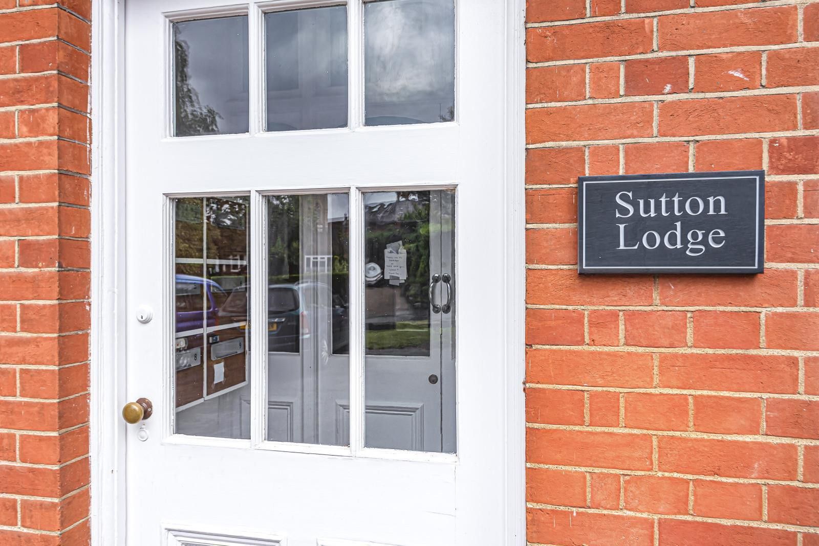 Sutton Lodge Clandon Road Guildford GU1  