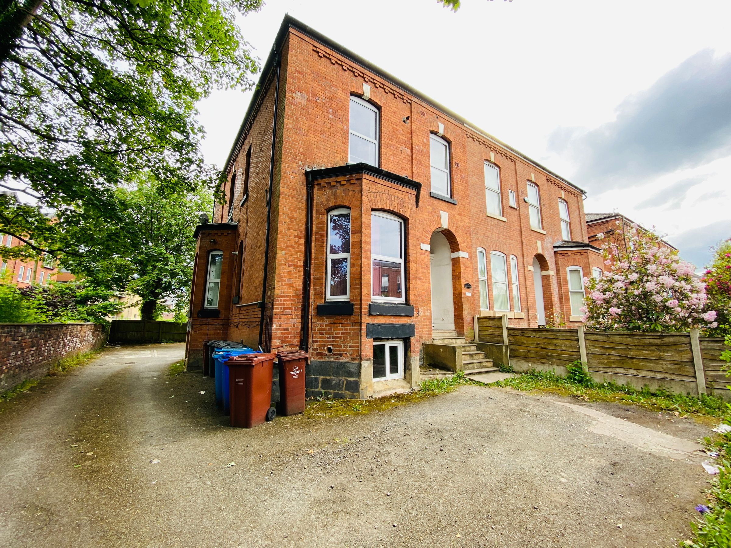 Studio to rent in Mauldeth Road West, Withington, Manchester M20 Zoopla