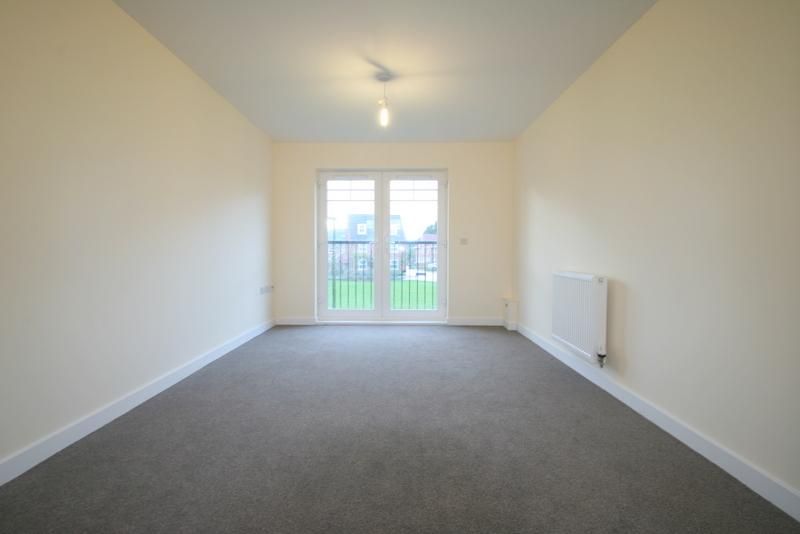 2 bed flat to rent in Butts Mead, Wick, Littlehampton, West Sussex BN17