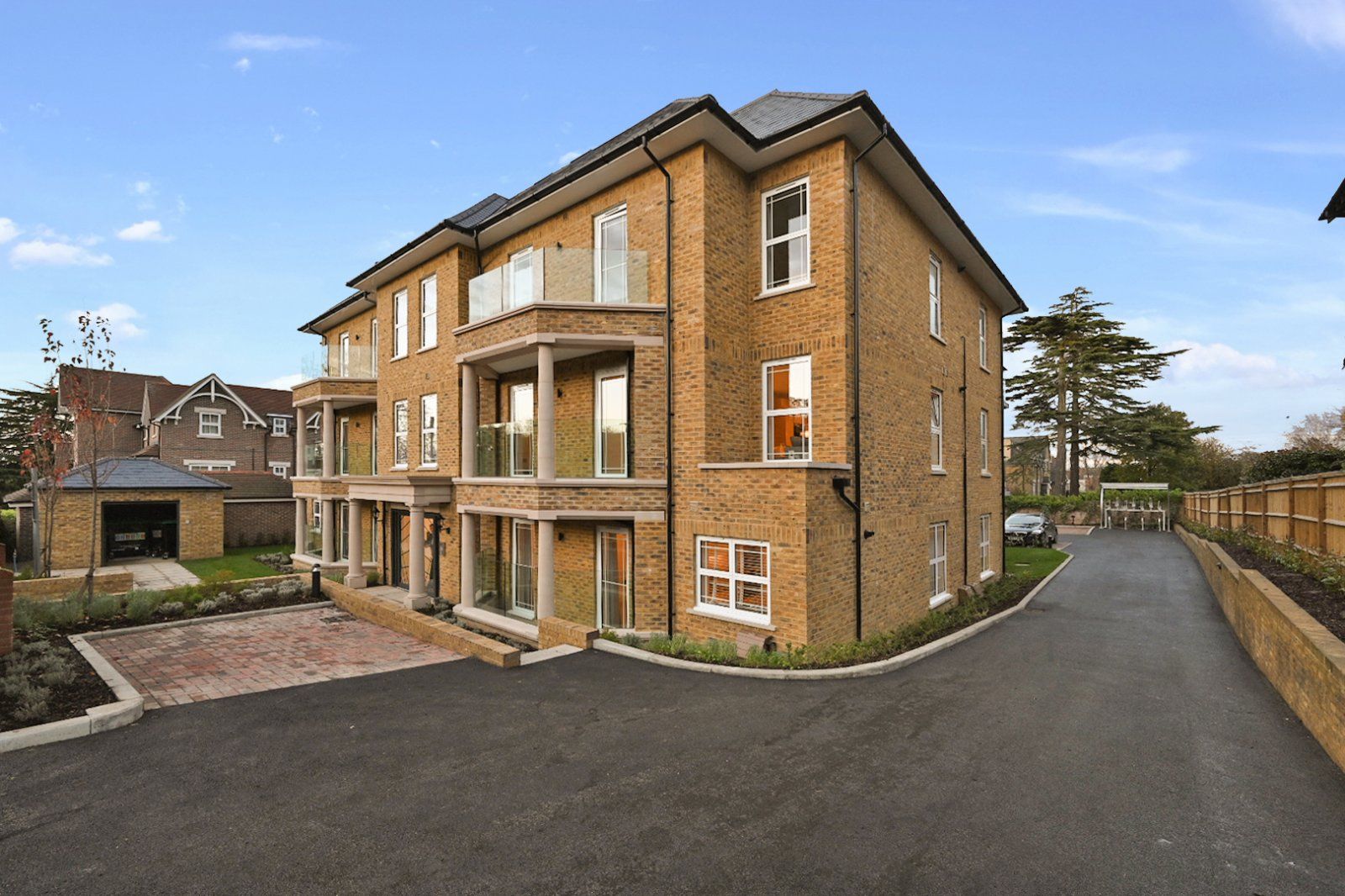 Albury Road Guildford Albury Road Guildford GU1  