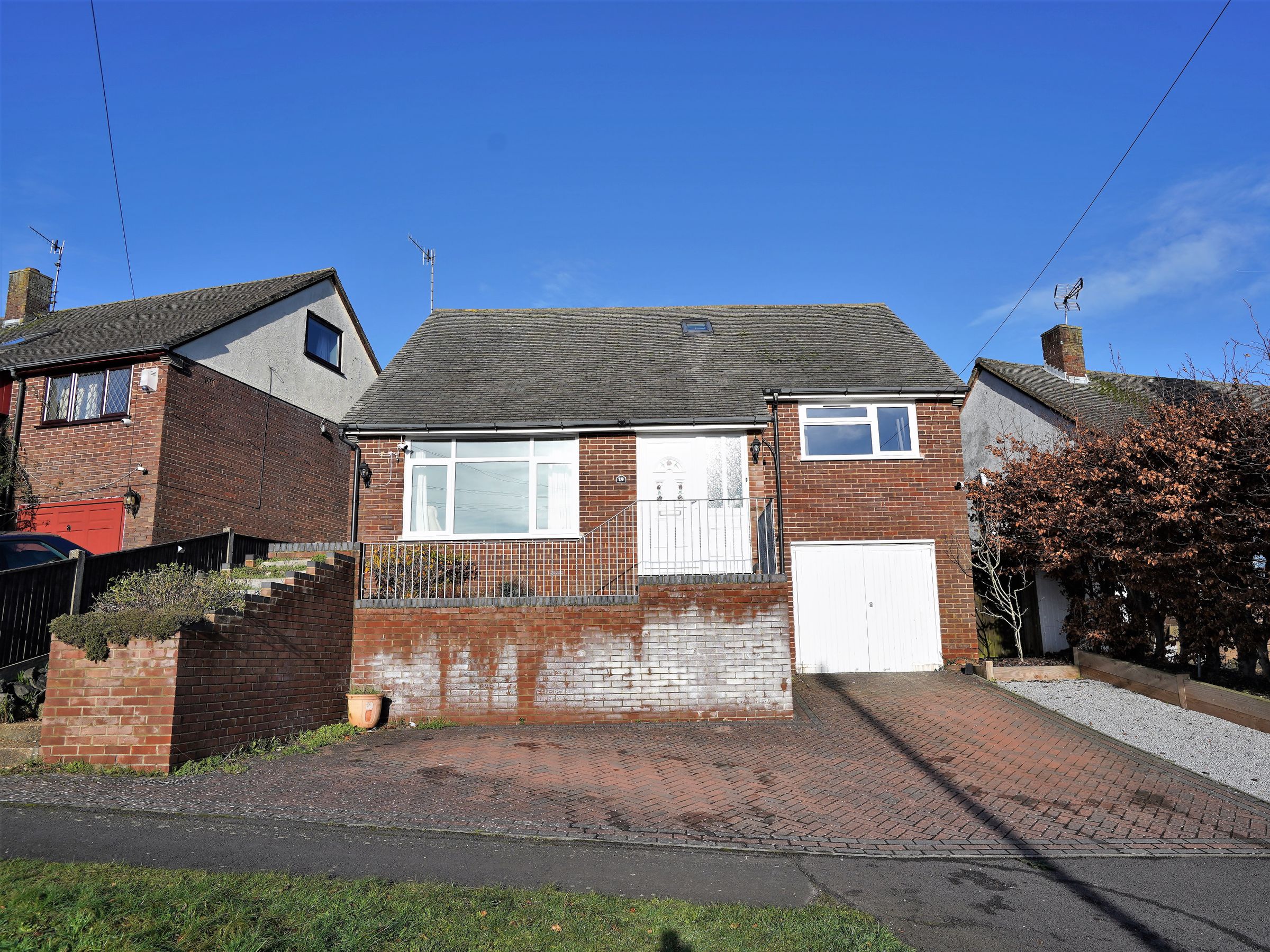 4 bed property for sale in Hillview Road, Hythe, Southampton SO45 Zoopla