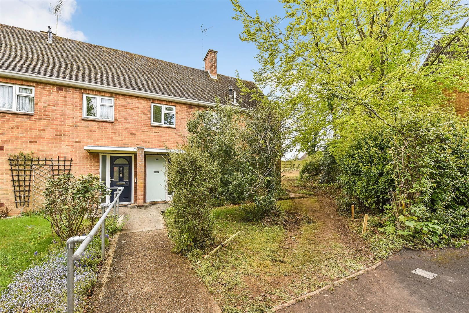3 bed end terrace house for sale in Tobruk Close, Enham Alamein