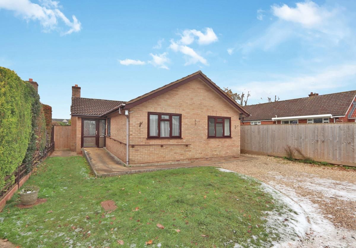 3 bed detached bungalow for sale in Gables Road, Willand, Cullompton