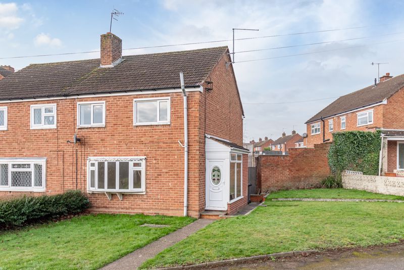 3 bed semidetached house for sale in Lyttleton Avenue, Charford