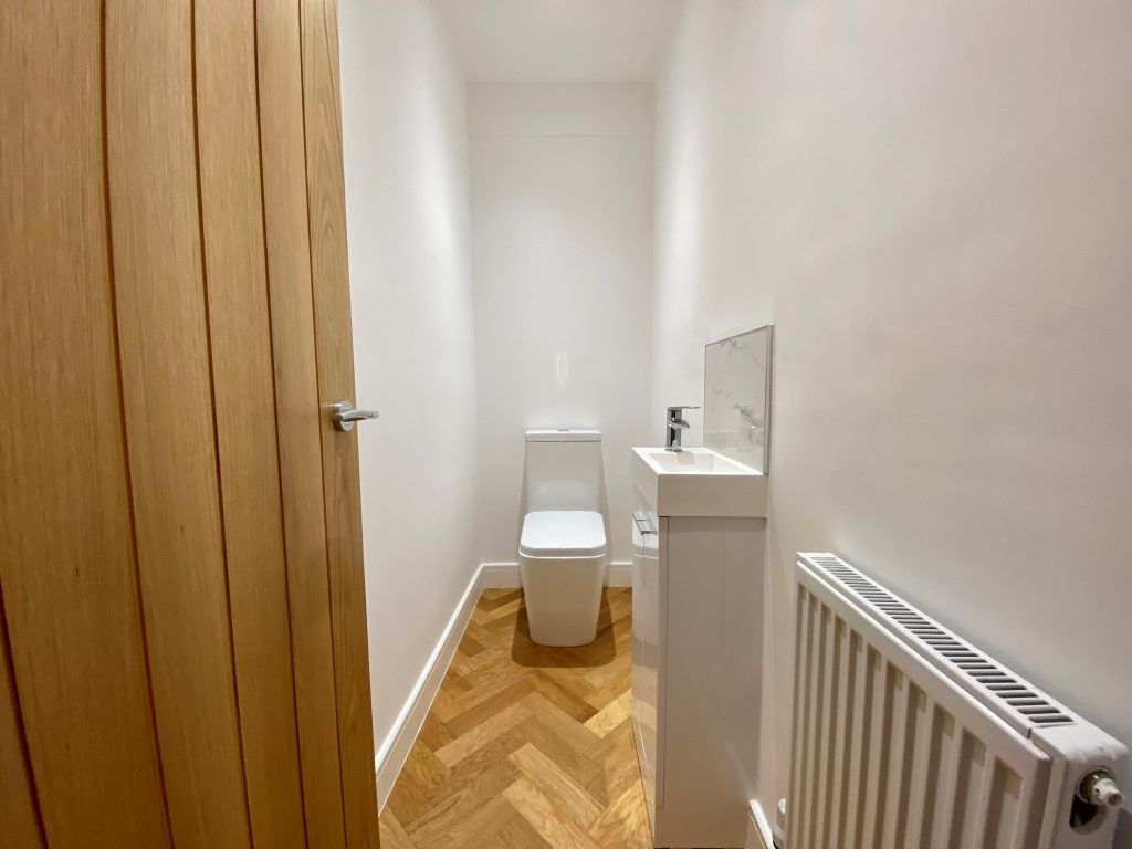 4 bed detached house for sale in Hendford Hill, Yeovil, Somerset BA20