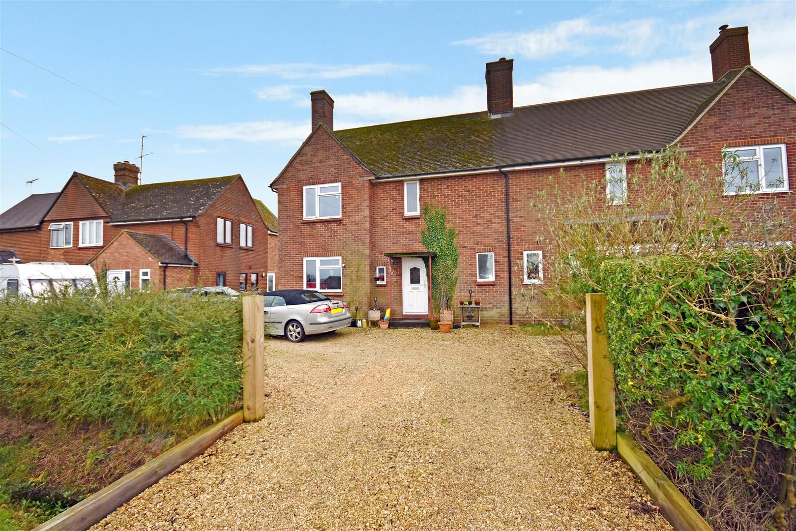 3 bed semidetached house for sale in Aston Abbotts Road, Weedon