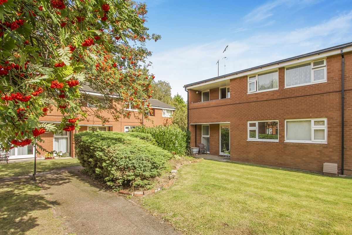 1 bed flat to rent in Durham Road, Loughborough, Leicestershire LE11