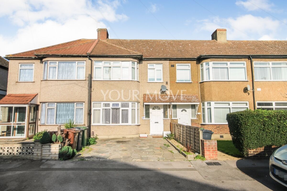 1 bed flat for sale in Fourth Avenue, Romford RM7 Zoopla