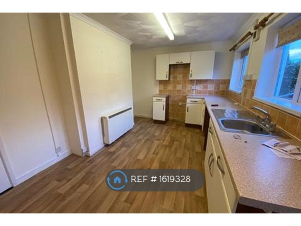 3 bed terraced house to rent in Edge Lane Droylsden, Manchester M43