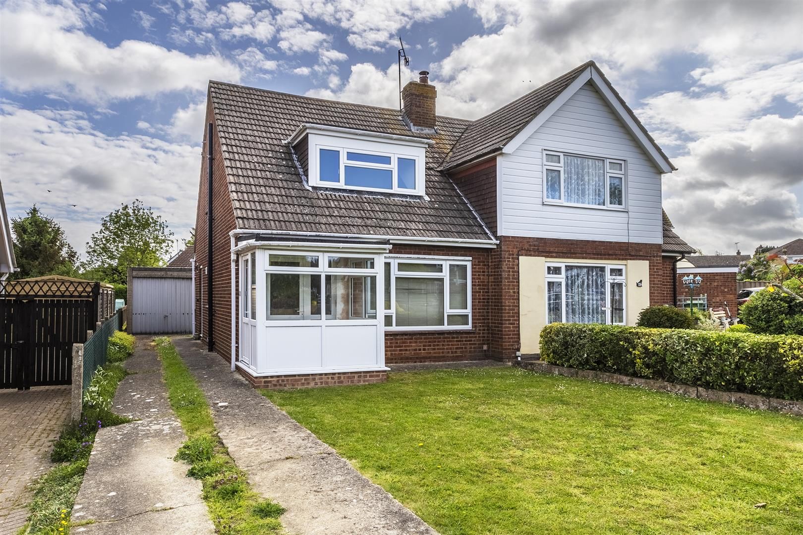 3 bed semidetached house for sale in Bramley Avenue, Faversham ME13
