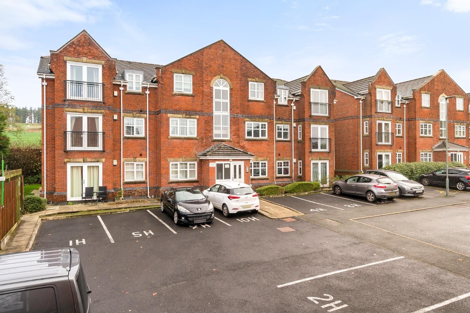 2 bed flat for sale in 2 Bed Apartment, Marsh House Lane, Darwen BB3