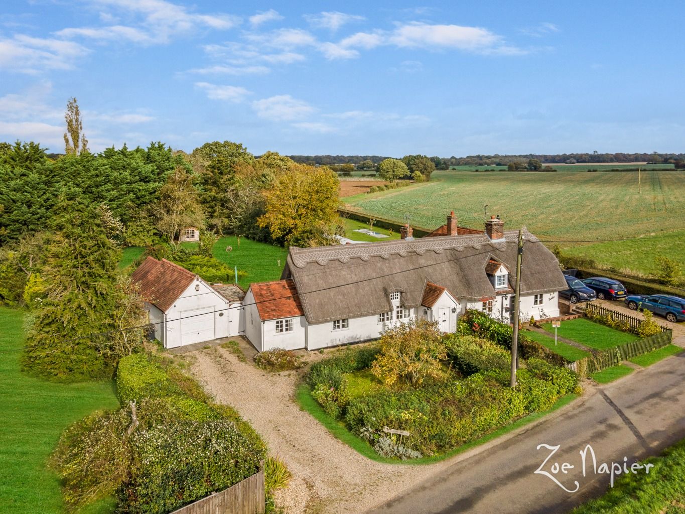 3 bed country house for sale in Madgements Road, Stisted, Braintree