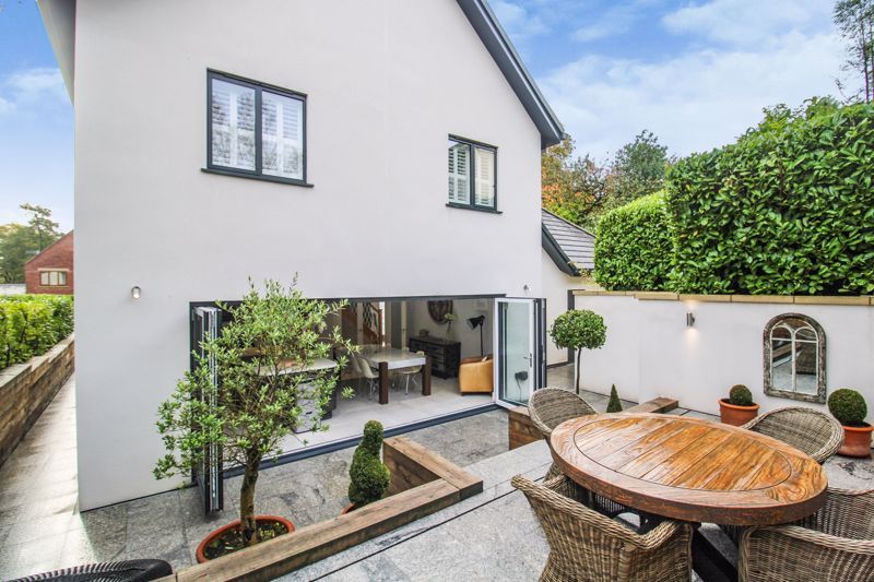 6 bed detached house for sale in Clay Lake, Endon ST9 Zoopla