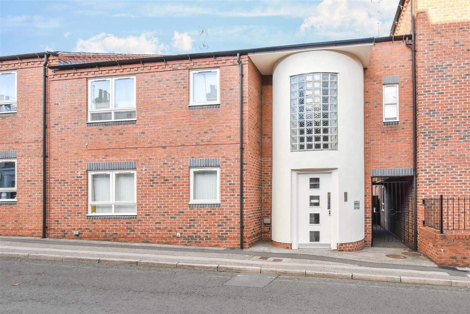 2 bed flat for sale in Foss House, Lowther Street, York YO31 Zoopla