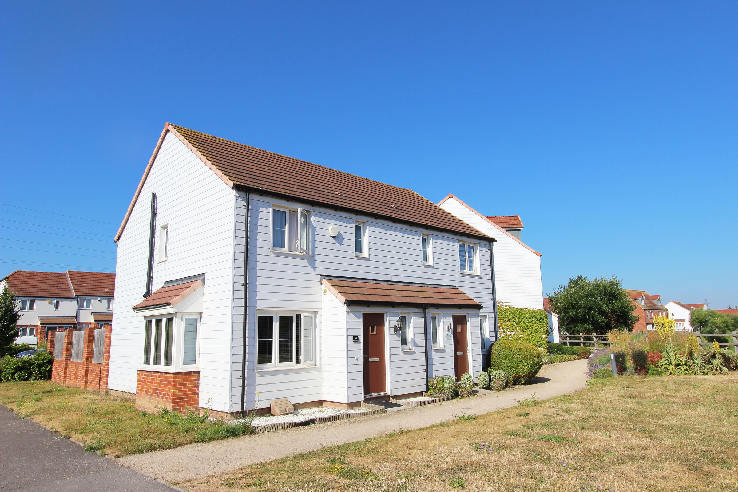 3 bed semidetached house for sale in Halcrow Avenue, Dartford, Kent DA1 Zoopla