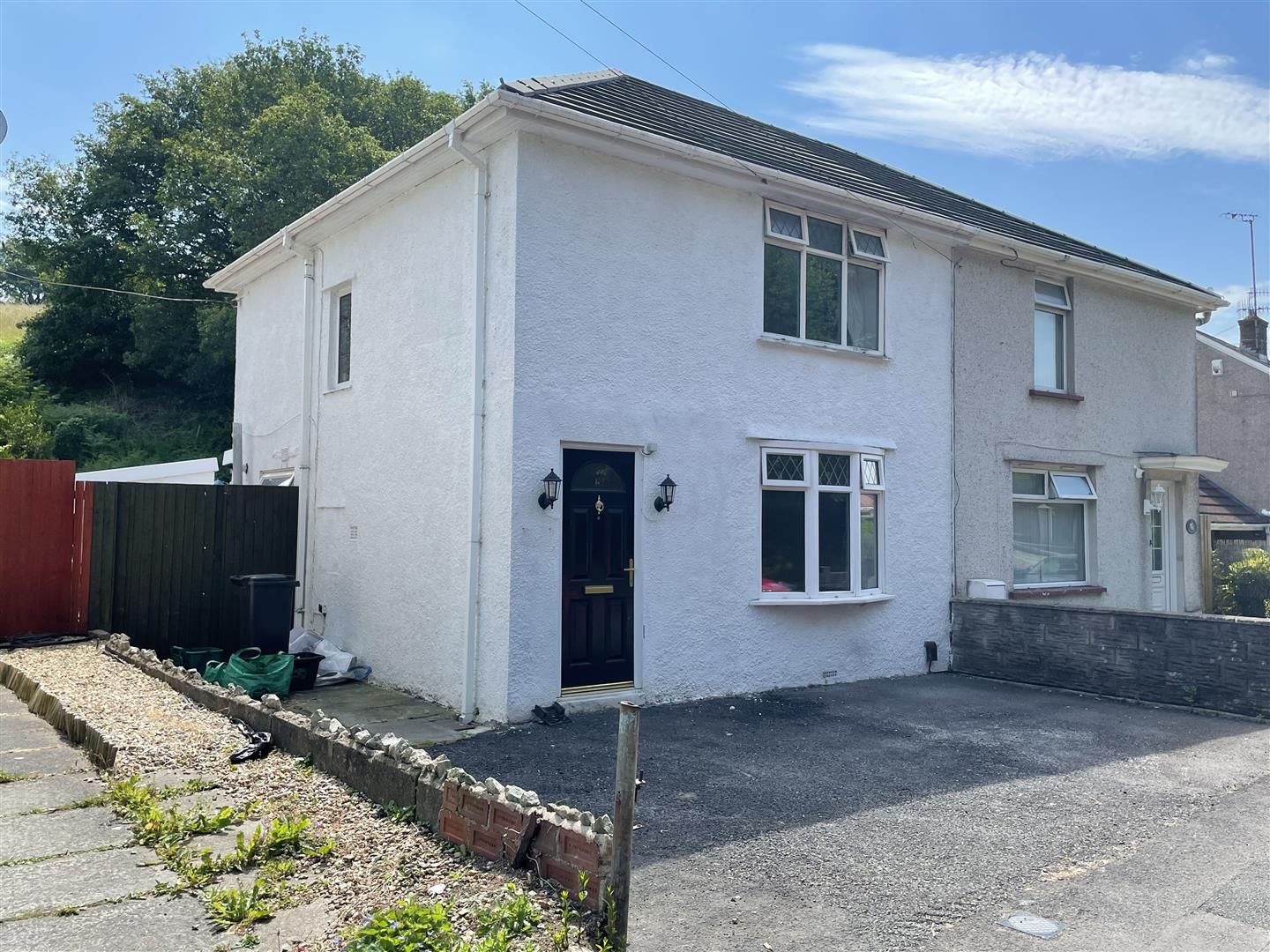 3 bed semidetached house for sale in The Highlands, Neath Abbey, Neath