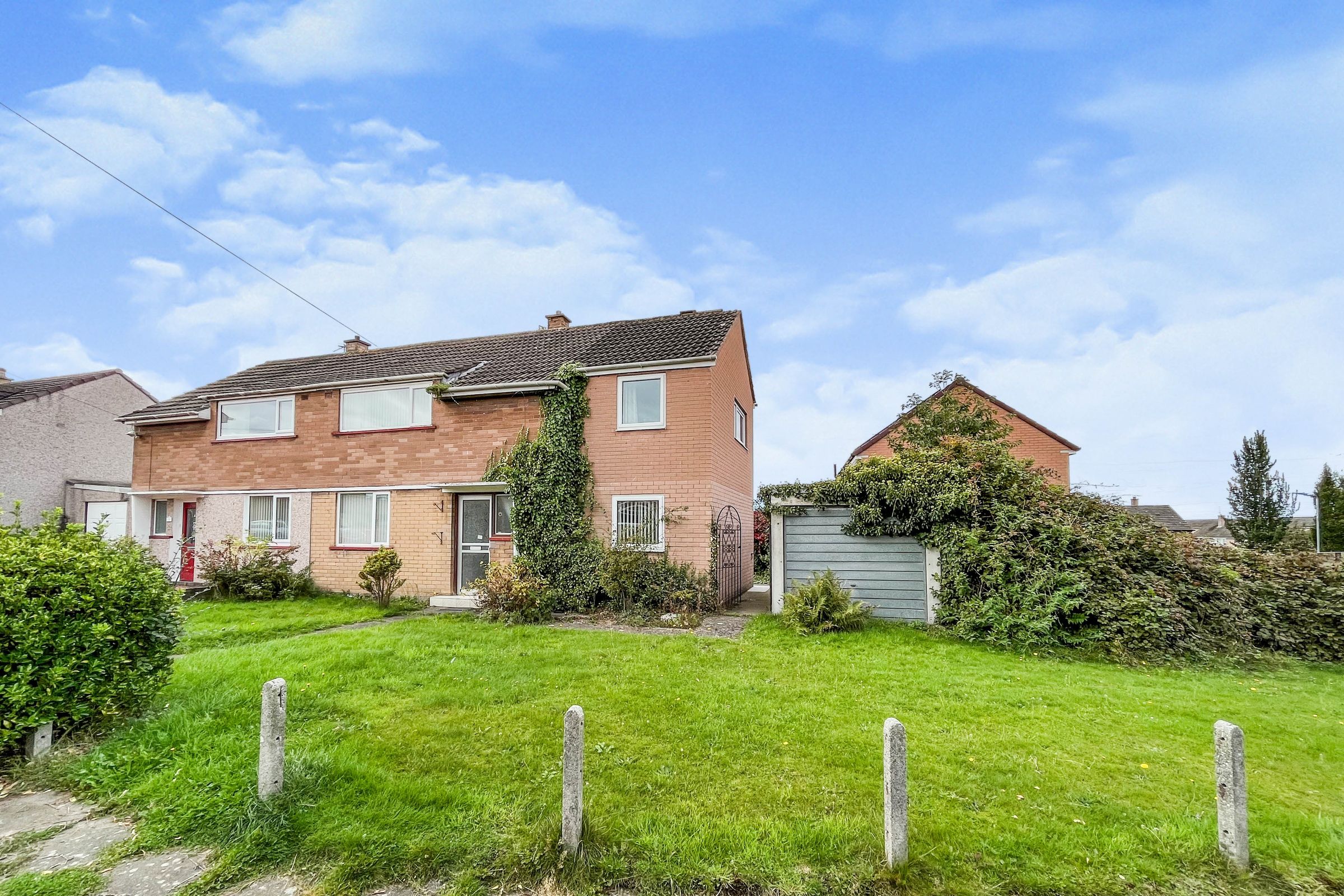 3 bed semidetached house for sale in Highfield Avenue, Morton Park