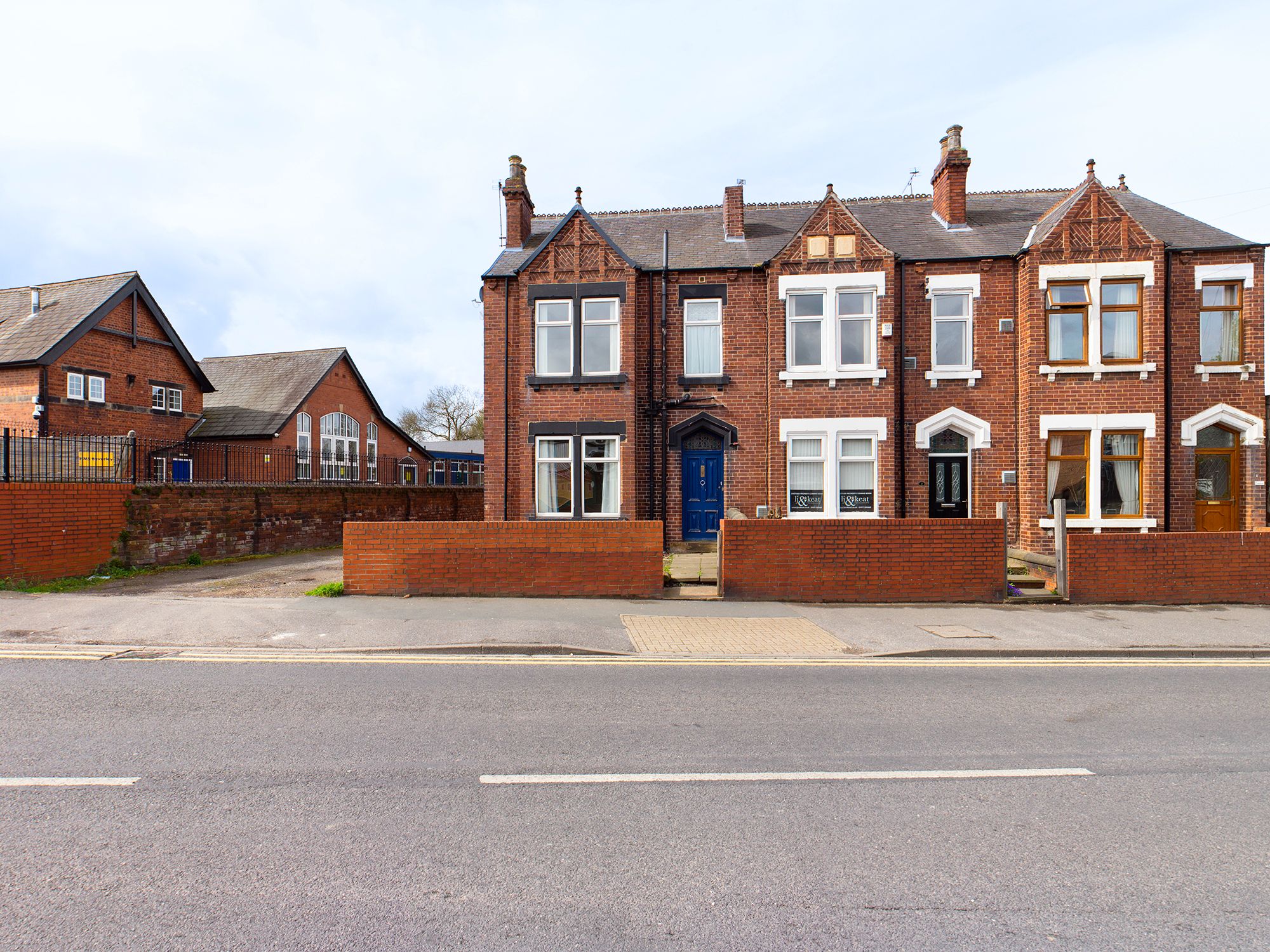 3 bed terraced house for sale in Jubilee Place, Pontefract Road